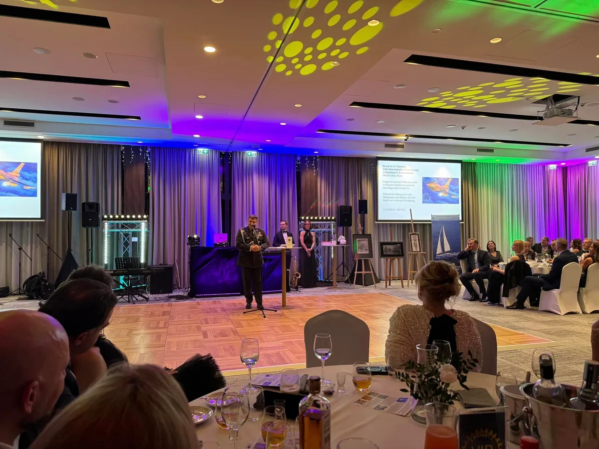 Rotary Club Poznań w raz z klubem Rotary Poznań Starówka zorganizował piękny bal charytatywny na którym wstępnie uzbieraliśmy wspólnie przeszło 60.000 zł.